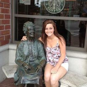 Meet your Posher, Rebecca