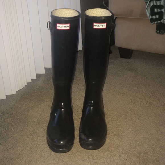 Black glossy hunter rain boots