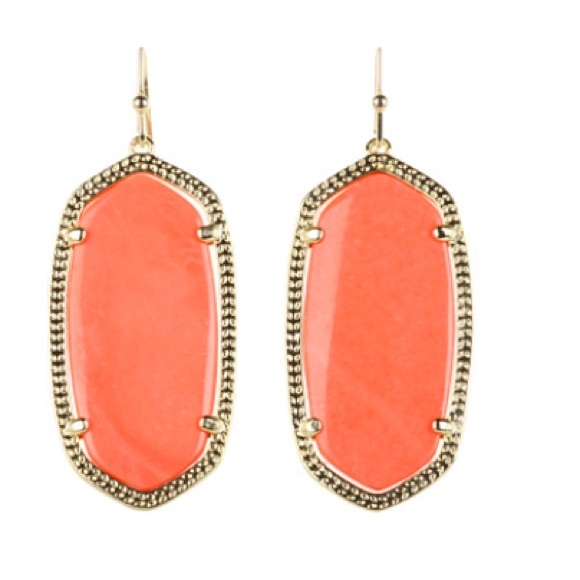 Kendra Scott Elle coral earrings