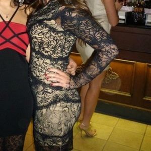 Bebe lace dress