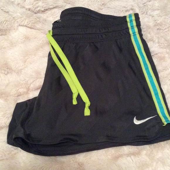 Nike athletic shorts Medium