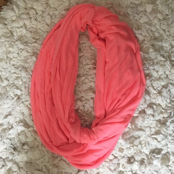 GAP INFINITY SCARF