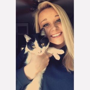 Meet your Posher, Kelly