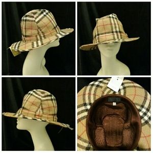 Burberry  print hat