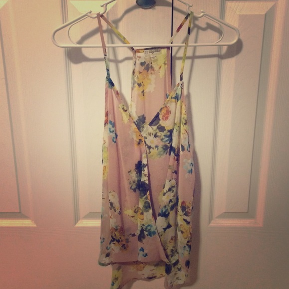 Floral tank top size L