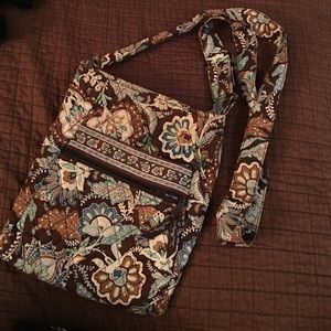 Vera Bradley hipster over the shoulder