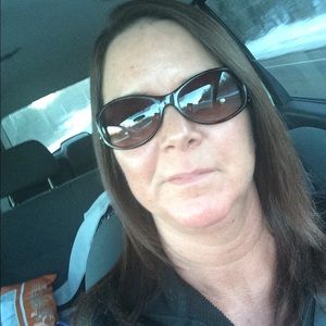 Meet your Posher, Brenda