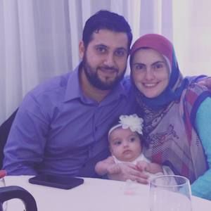 Meet your Posher, Dina