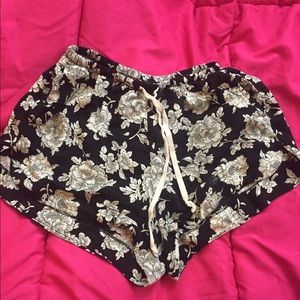 Brandy Melville shorts