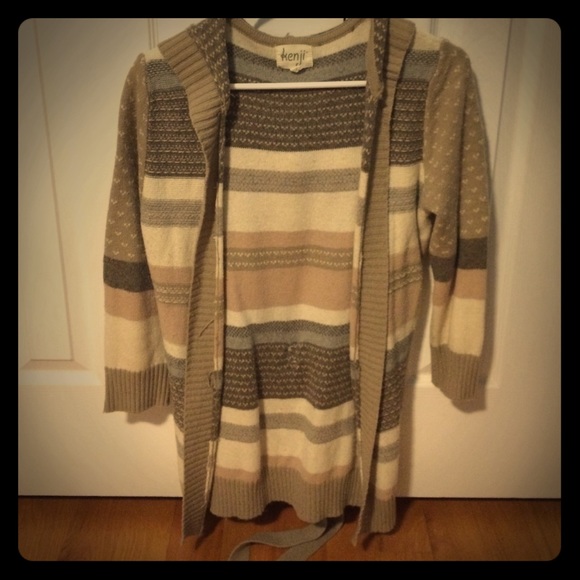 Medium length cover sweater