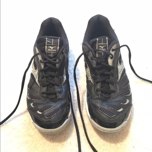 Mizuno wave rally 5 black volleyball shoes