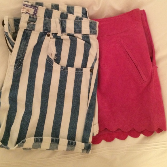 Two pairs of forever 21 shorts! Bundle