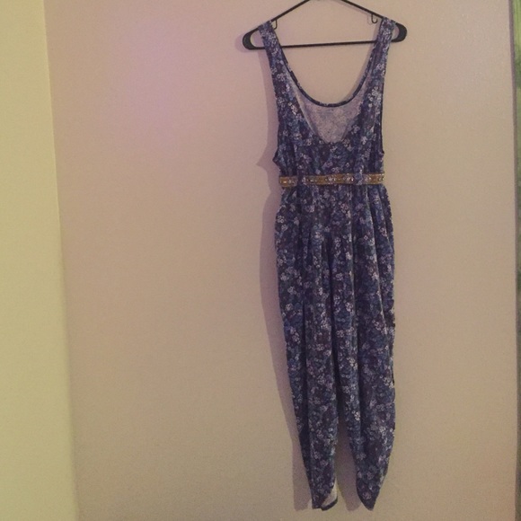 Awesome jumpsuit & belt