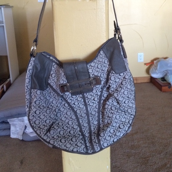 Authentic Guess Handbag