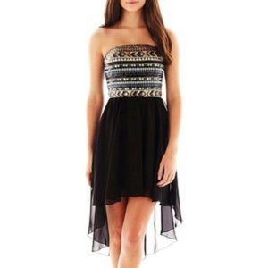 Strapless dress