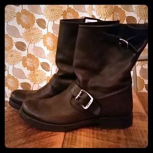 FRYE Short Black Boot