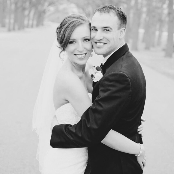 Meet your Posher, Tana - Picture 1 of 1