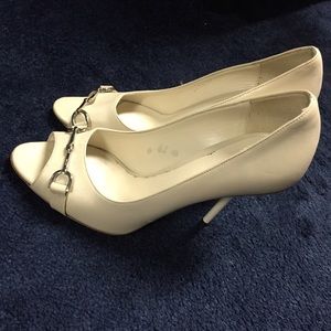 Gucci shoes authentic