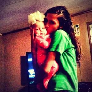 Meet your Posher, Avary