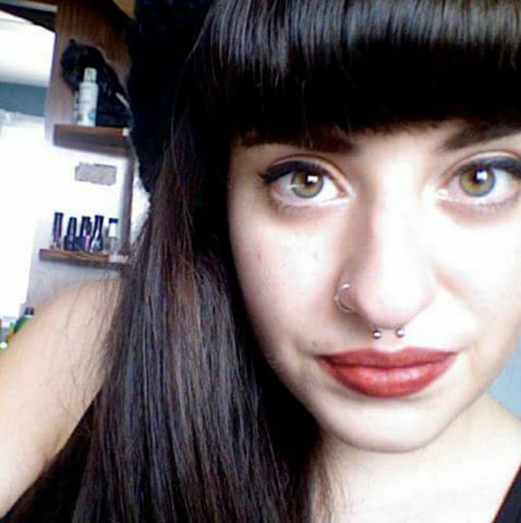 Meet your Posher, Melanie - Picture 4 of 6