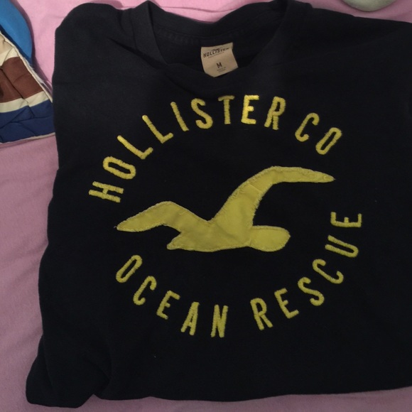 Hollister shirt