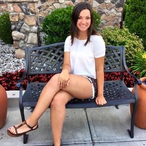 Meet your Posher, Jasmine