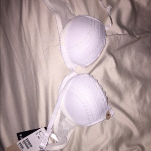 Supper cute white bra