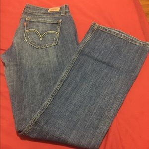 Levi jeans