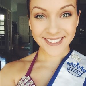 Meet your Posher, Aj