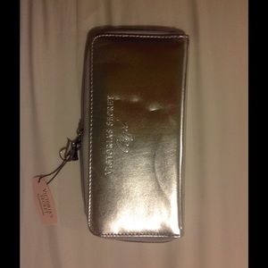 Silver  VS wallet  credit card holder