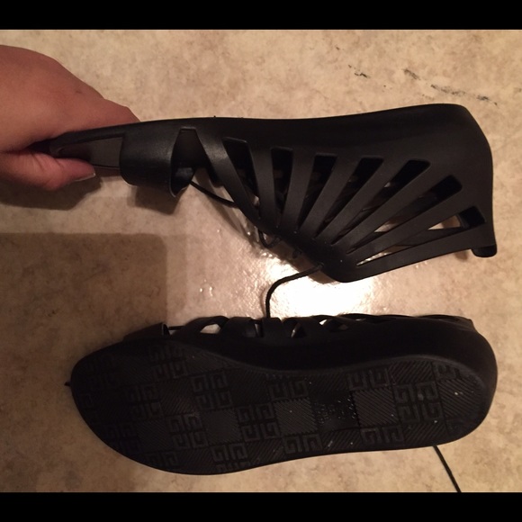 Givenchy cage sandals - Picture 3 of 3