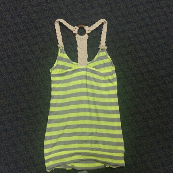 Razorback tank top - Picture 3 of 3