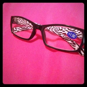 NWOT 1.5 Zebra Reading glasses