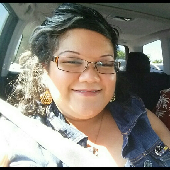 Meet your Posher, Kim - Picture 1 of 1