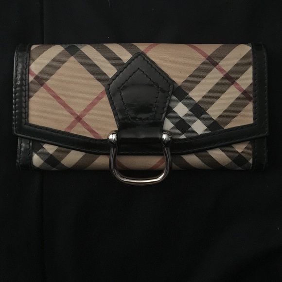 Burberry nova check  wallet