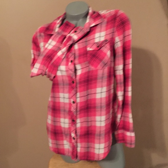 Long Sleeve Plaid Shirt