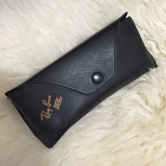 Ray Ban Sunglass Case - Picture 2 of 4