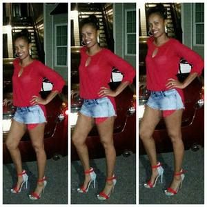 Meet your Posher, Danyelle