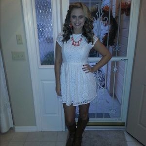 Divided Cream Lace Dress