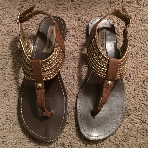Steve Madden brown sandals!