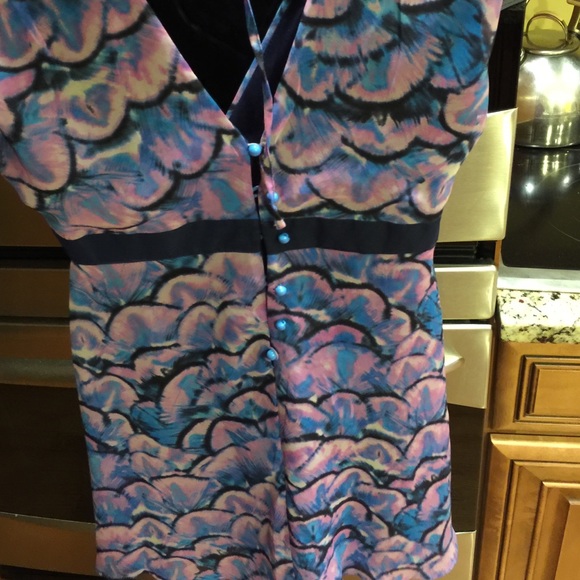 Multi purple colored cap sleeve dress - Picture 2 of 3