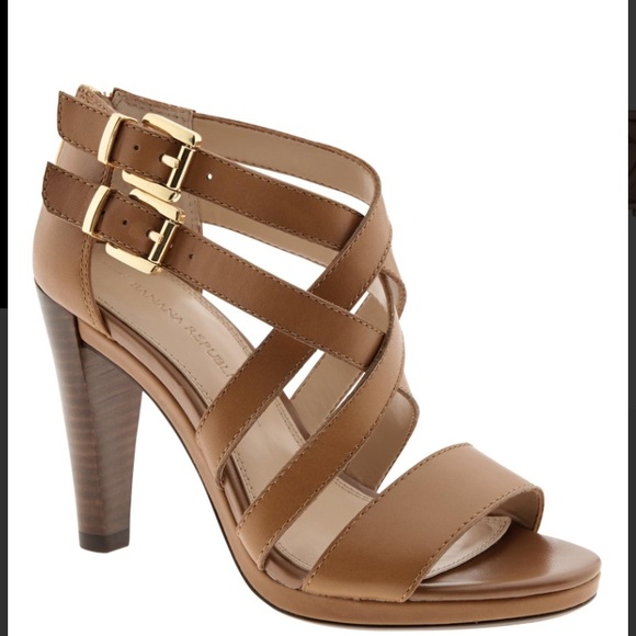 Banana Republic Shoes - Banana republic strappy heel