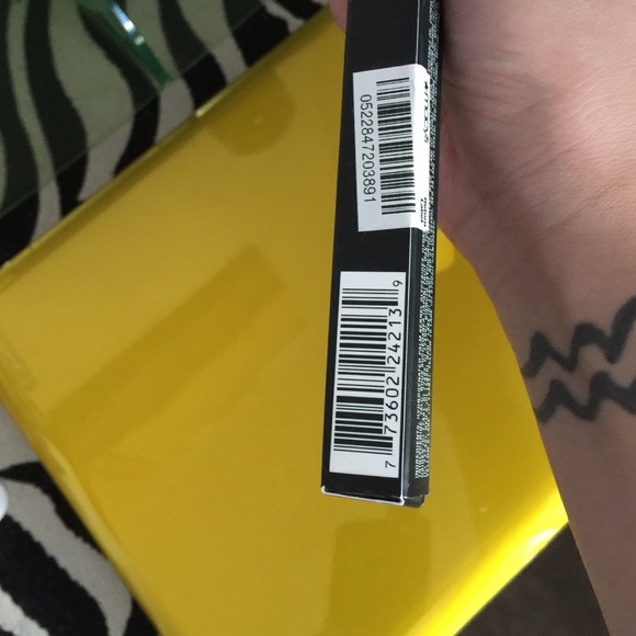 Mac - Picture 3 of 3