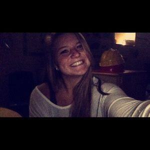 Meet your Posher, Bailey