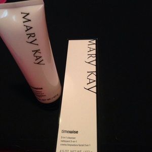 Mary Kay Timewise 3-in-1 cleanser