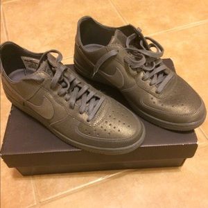 Women's nikes