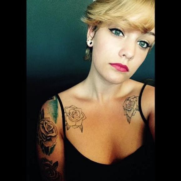 Meet your Posher, Holli