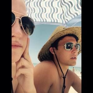 Meet your Posher, Zac