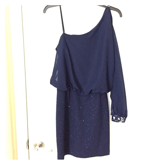 Gorgeous Homecoming/Party Dress!