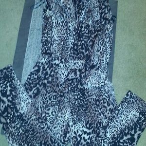 XOXO 1PIECE JUMPER W HALTER